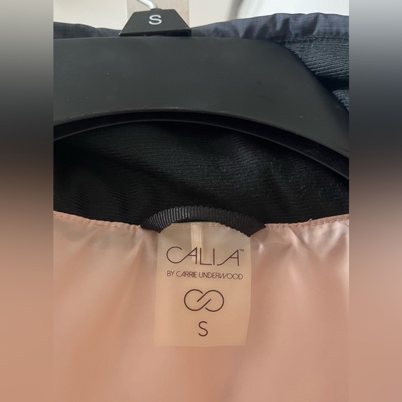 Calia by Carrie Underwood, Women’s Small Charcoal gray quilted coat. - Picture 7 of 9